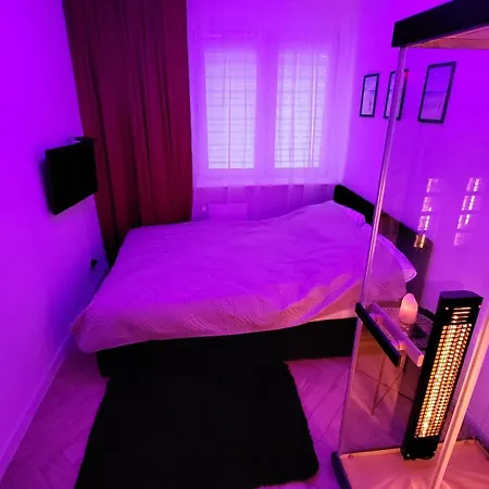 Hermes Sauna Jacuzzi Appartamento *