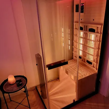 Hermes Sauna Jacuzzi *