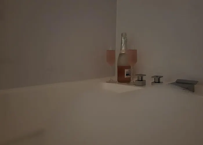 Hermes Sauna Jacuzzi