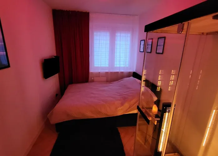 Hermes Sauna Jacuzzi Apartamento *